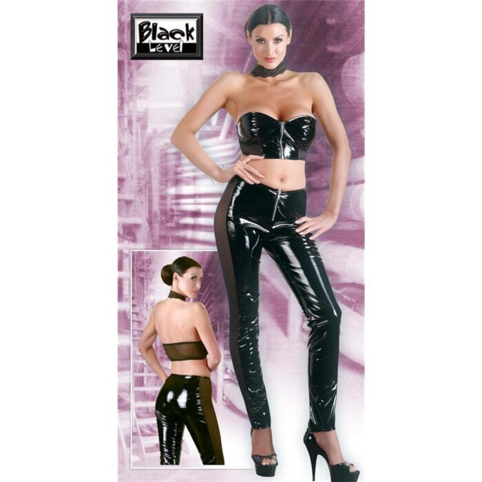 Lack-Top und Hose